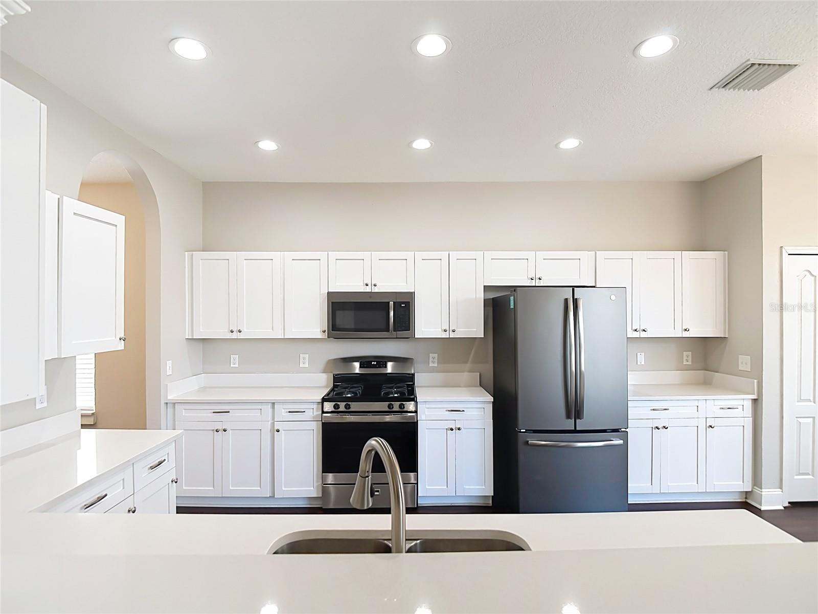 10739 EVENINGWOOD CT — photo 11