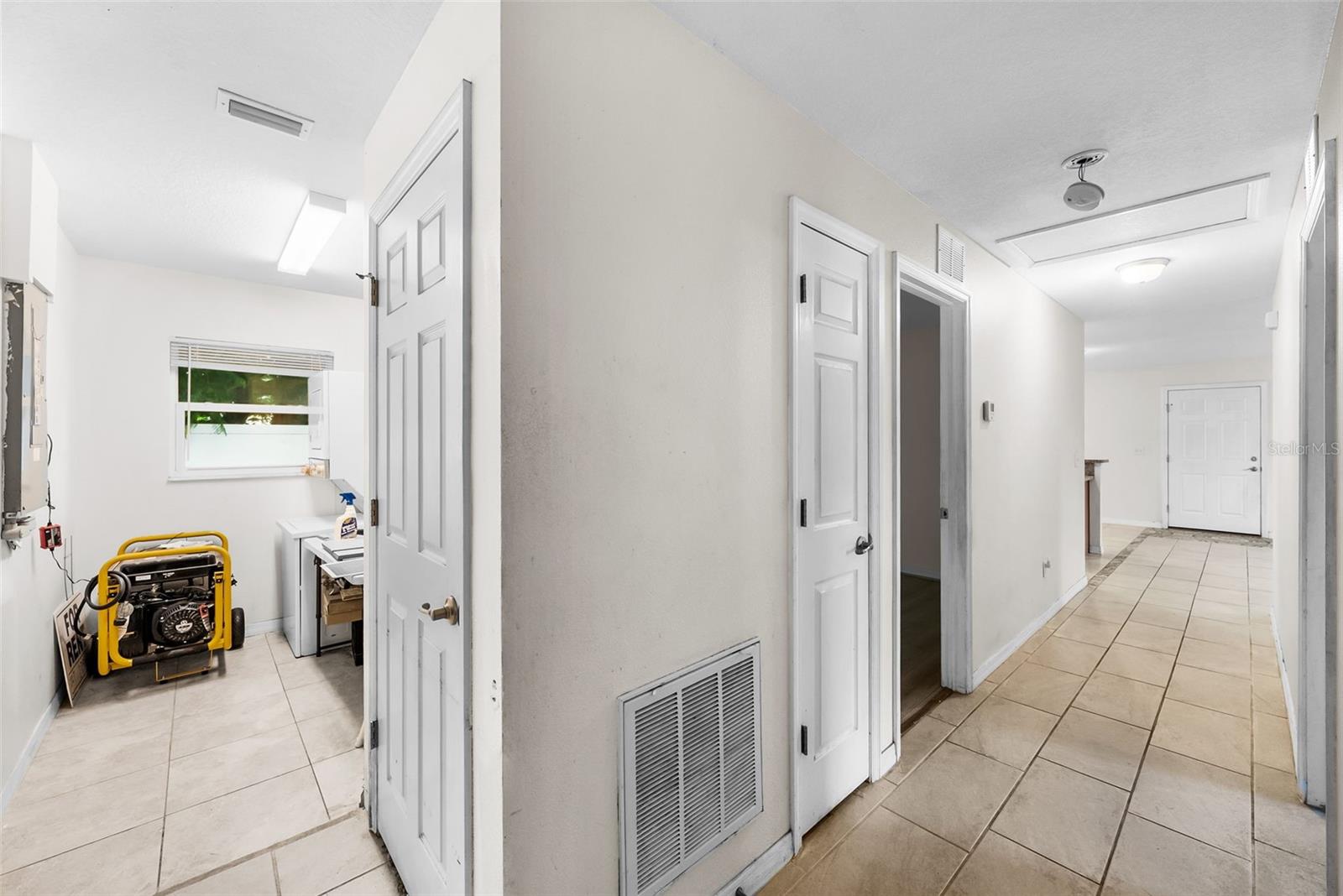 5451 MAC ARTHUR AVE — photo 19