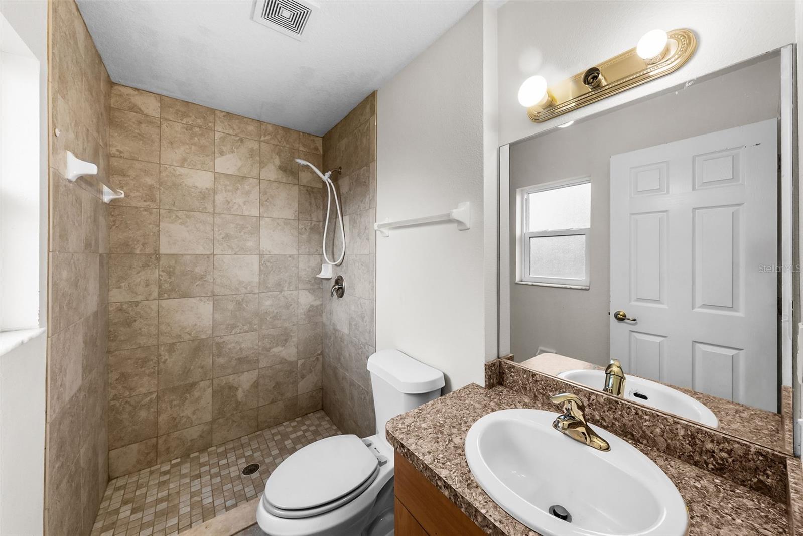 5451 MAC ARTHUR AVE — photo 15