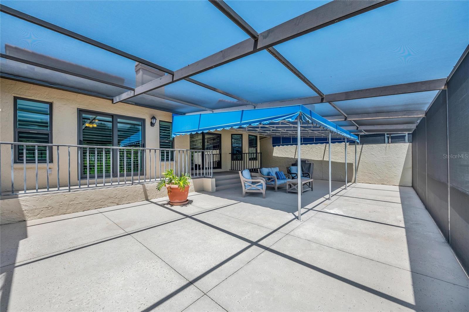 2350 HARBOUR OAKS DR — photo 44