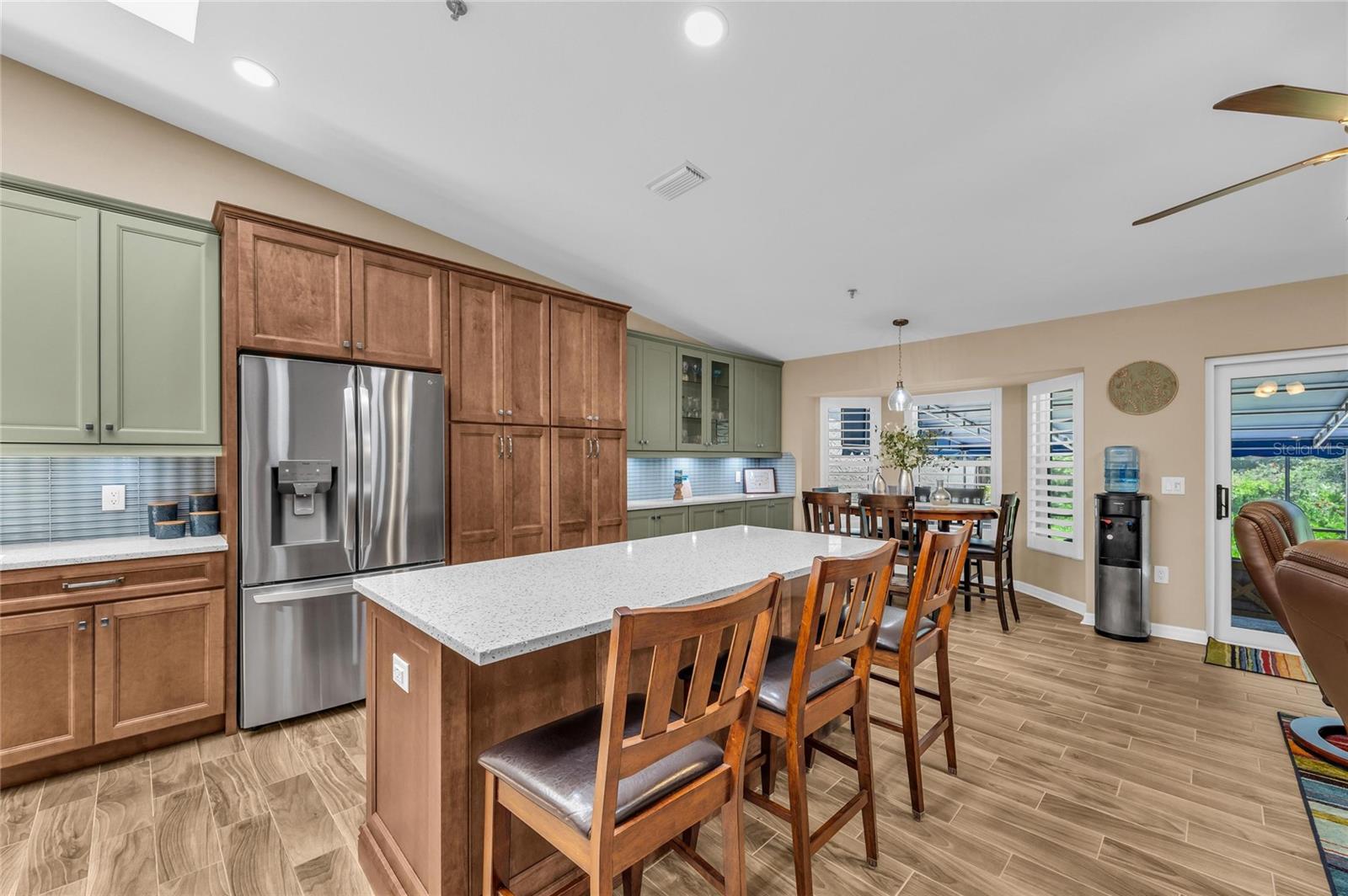 2350 HARBOUR OAKS DR — photo 17