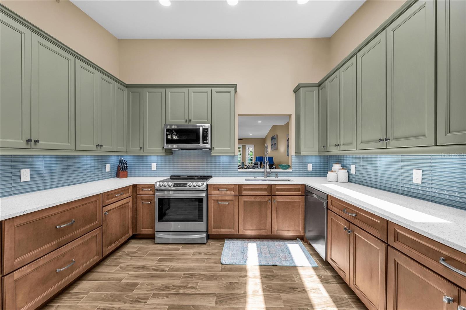2350 HARBOUR OAKS DR — photo 15