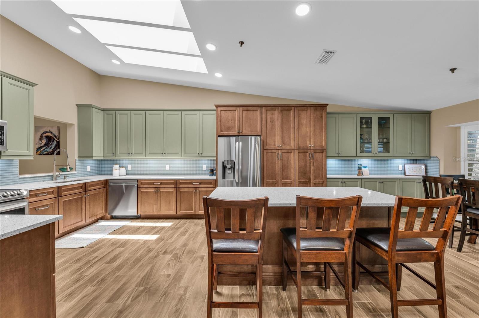 2350 HARBOUR OAKS DR — photo 12