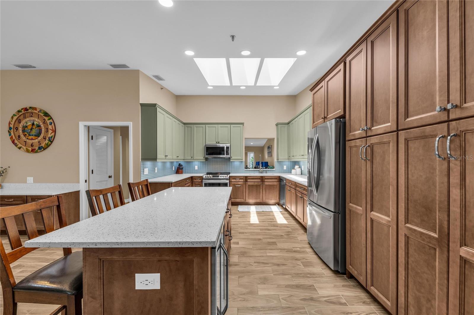 2350 HARBOUR OAKS DR — photo 14