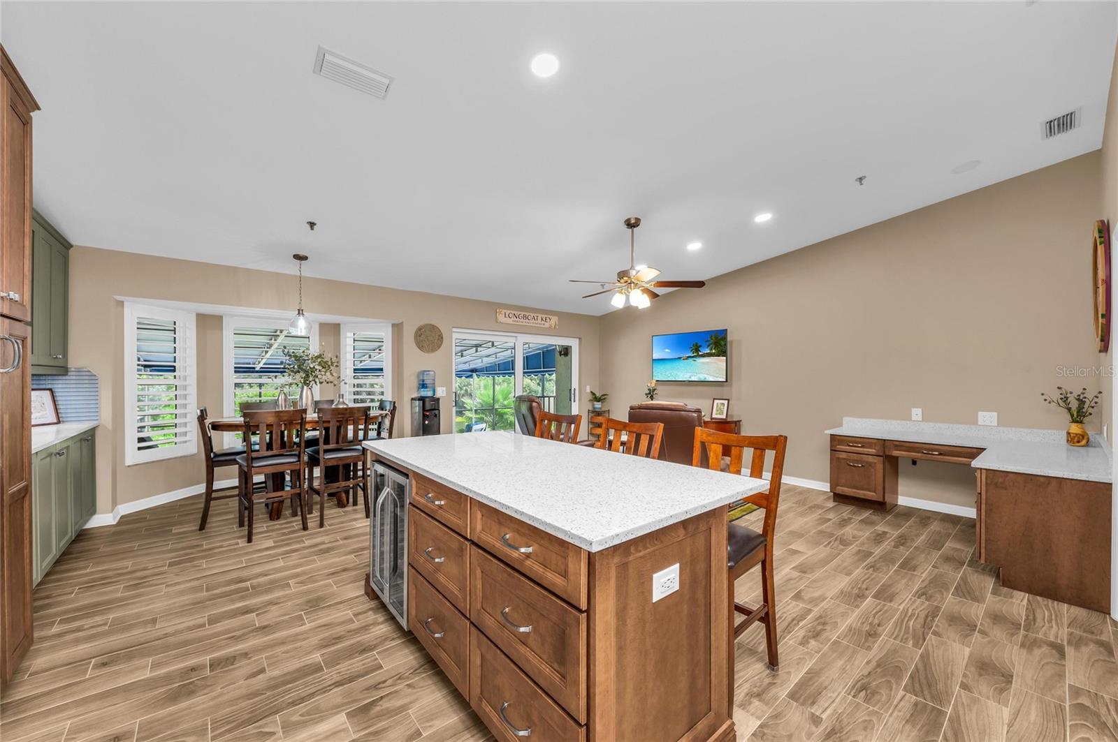 2350 HARBOUR OAKS DR — photo 19