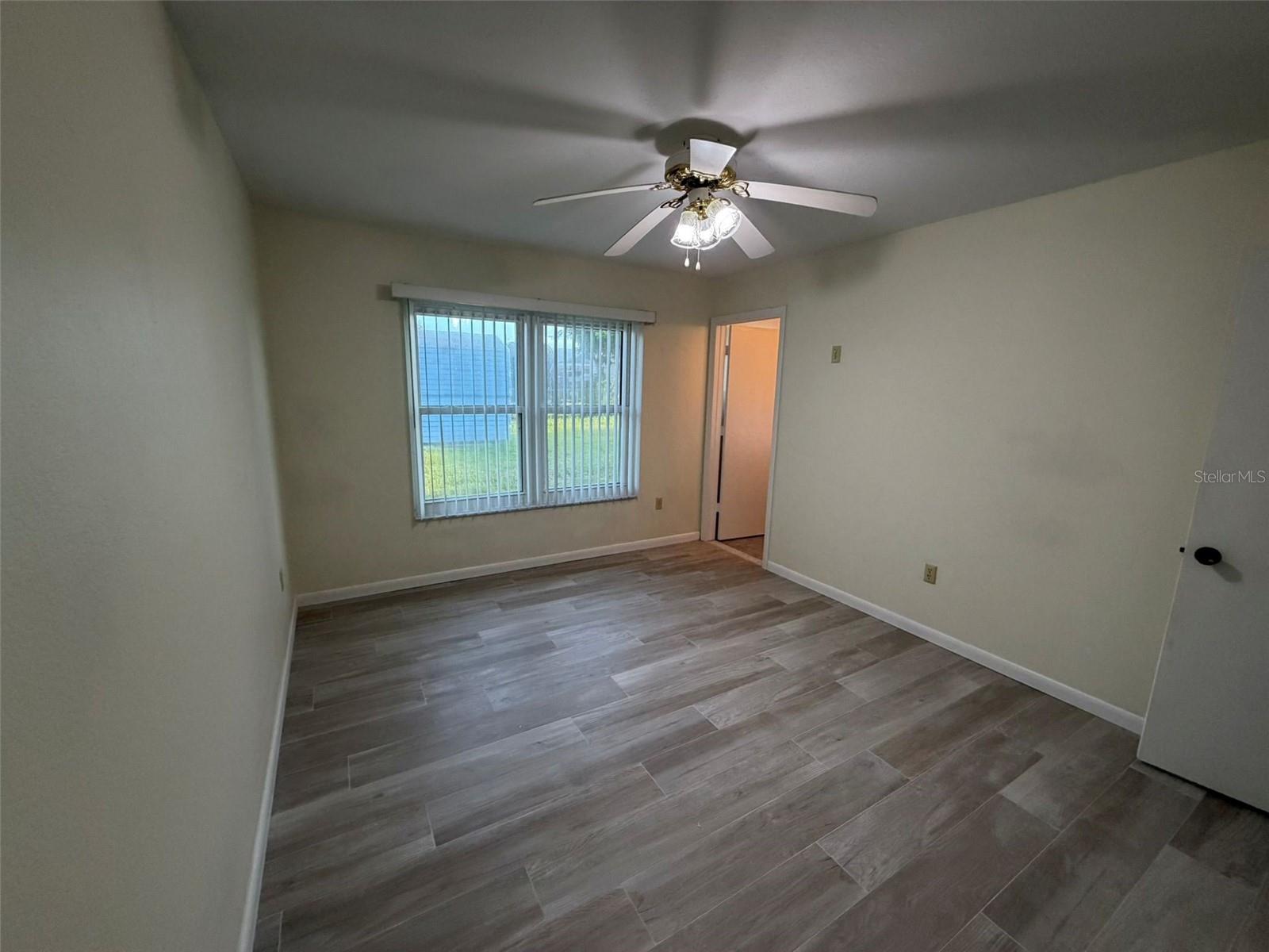 8228 SAN JACINTO AVE — photo 11