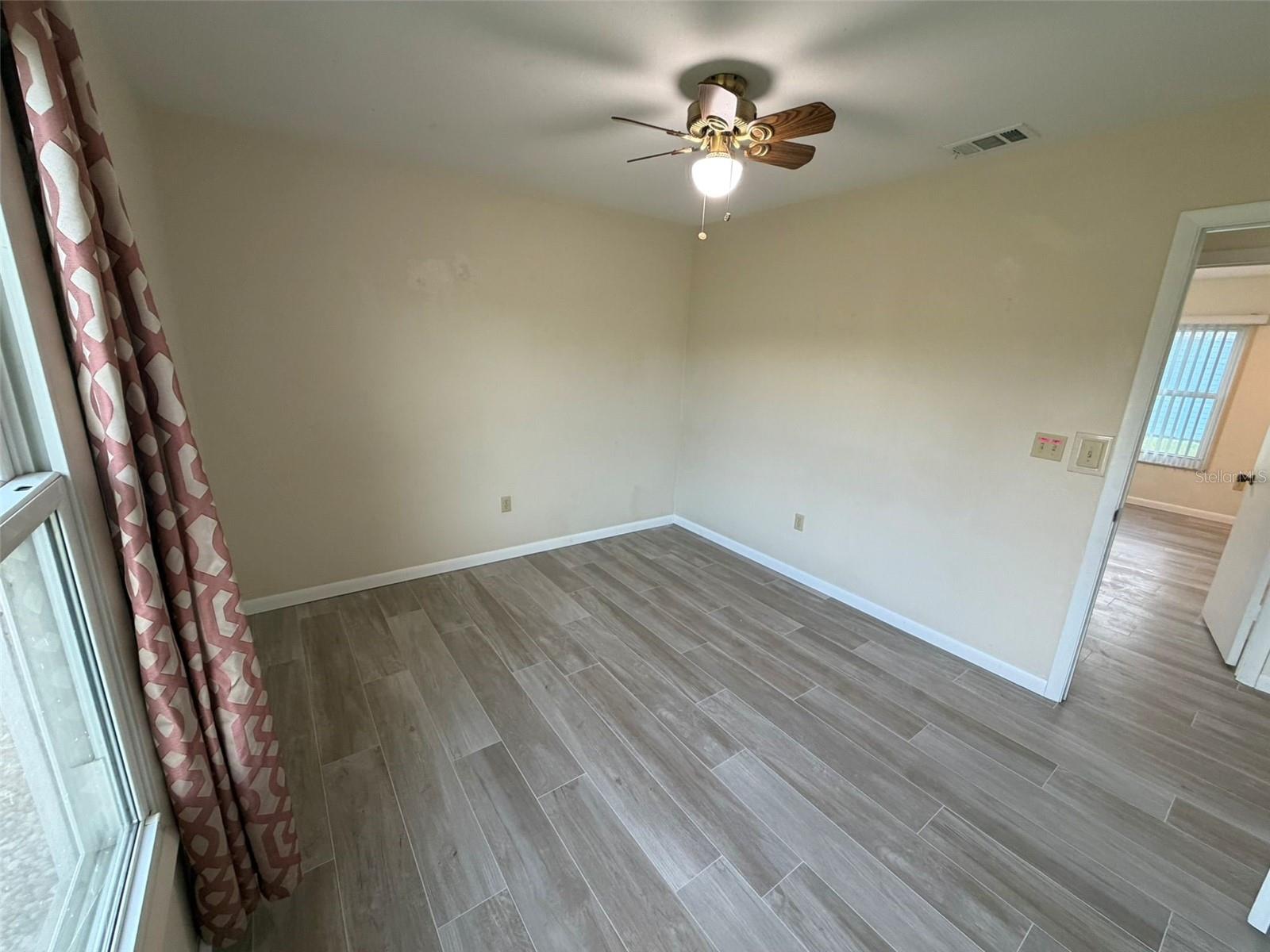 8228 SAN JACINTO AVE — photo 16