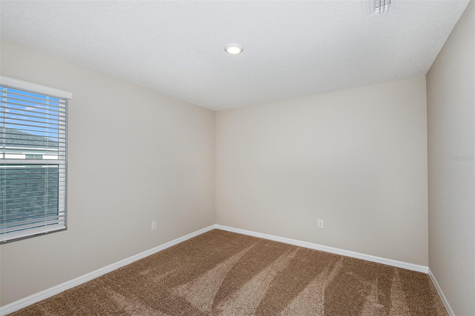 36613 SAGEMOOR DR — photo 17