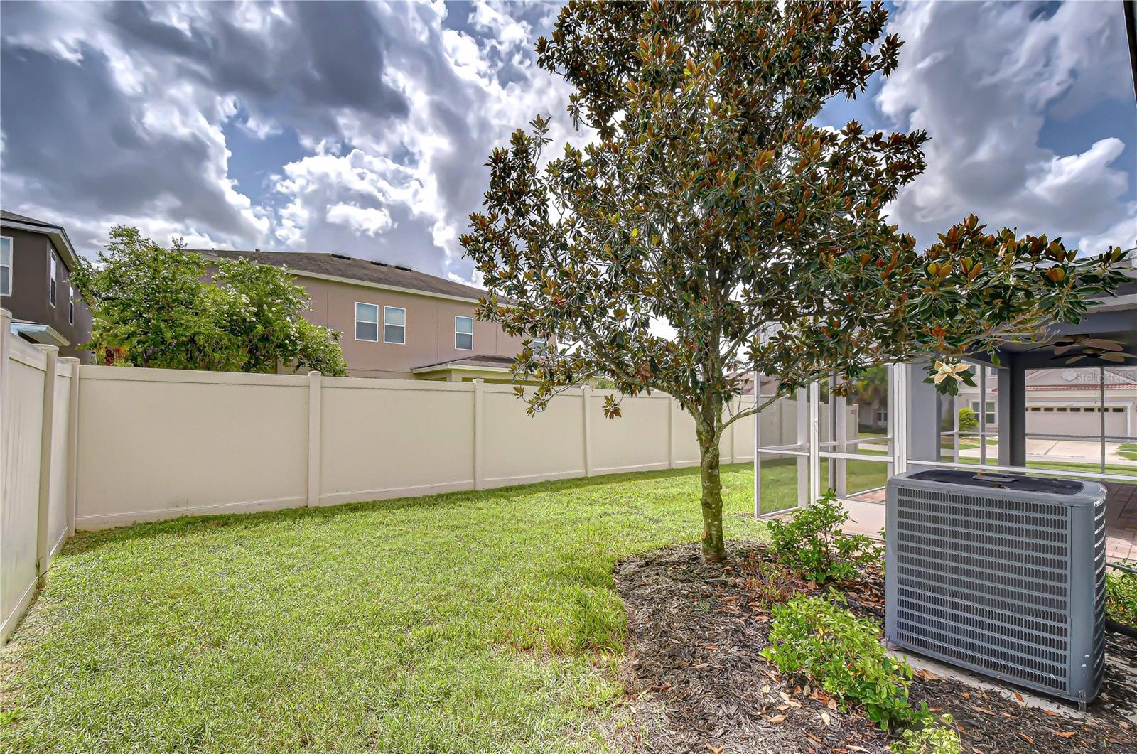 6622 FAIRWATER DR — photo 31