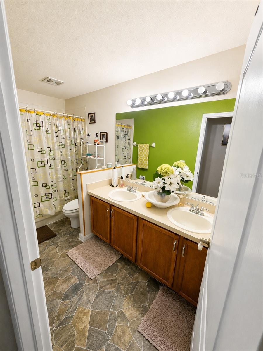 9305 MANDRAKE CT — photo 18