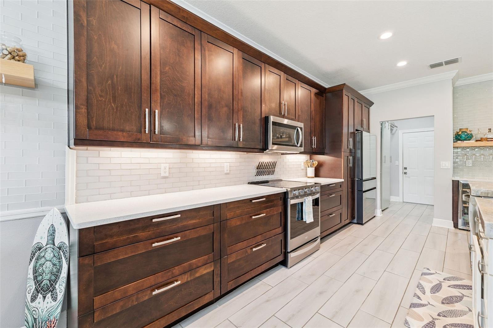 112 SLIPPER KEY RD — photo 8
