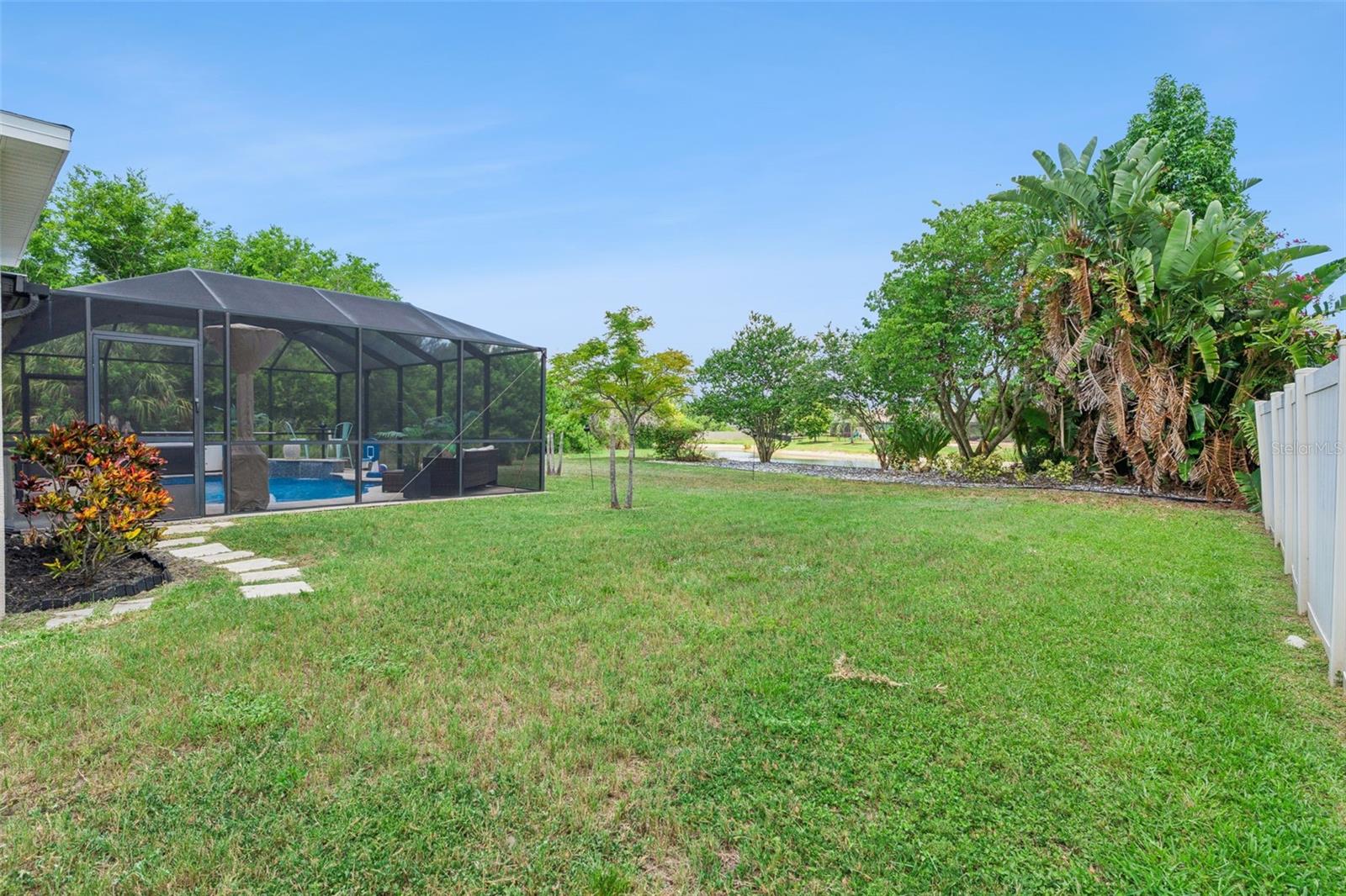112 SLIPPER KEY RD — photo 33
