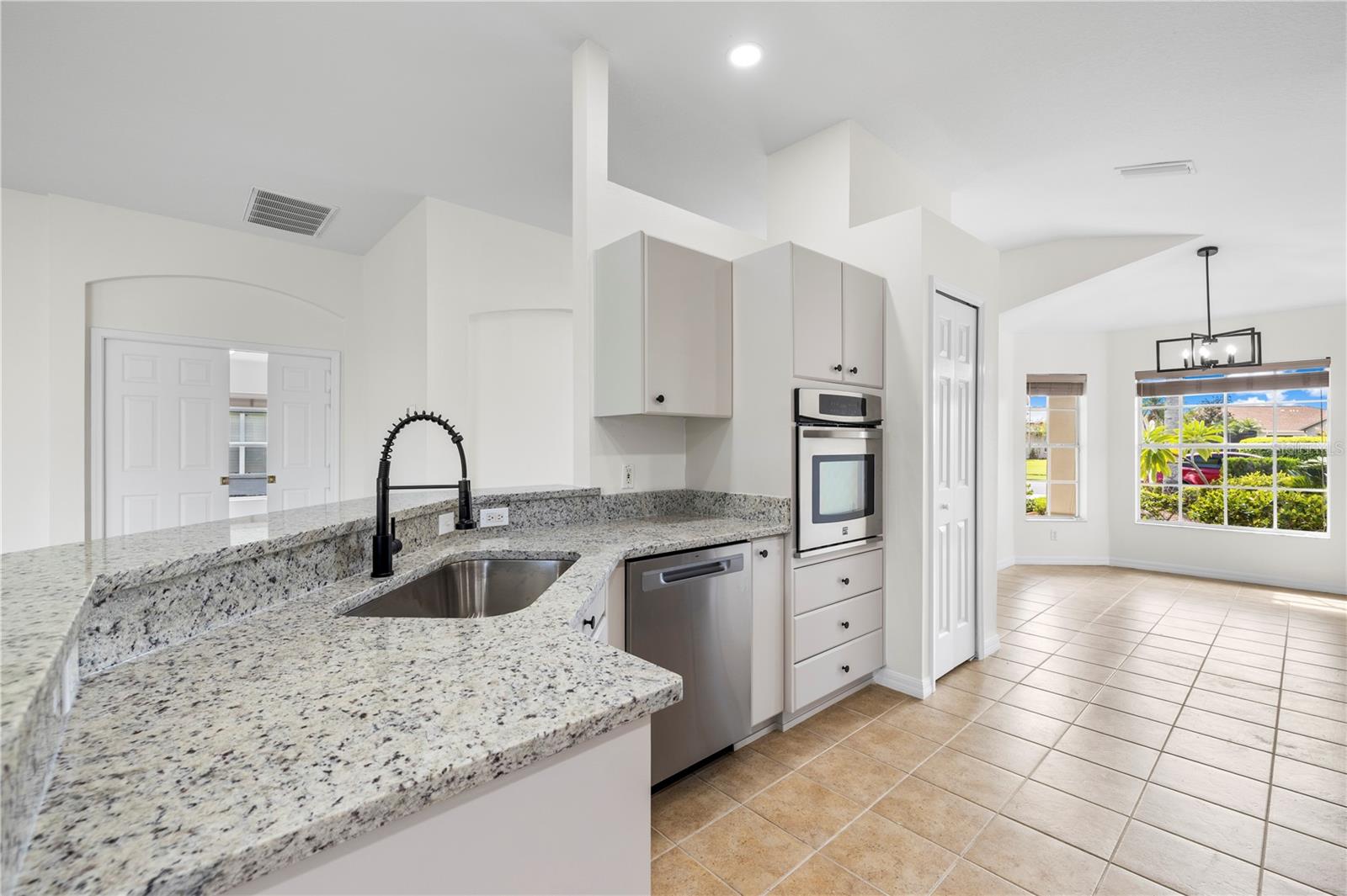 1741 ARBOR KNOLL LOOP — photo 11