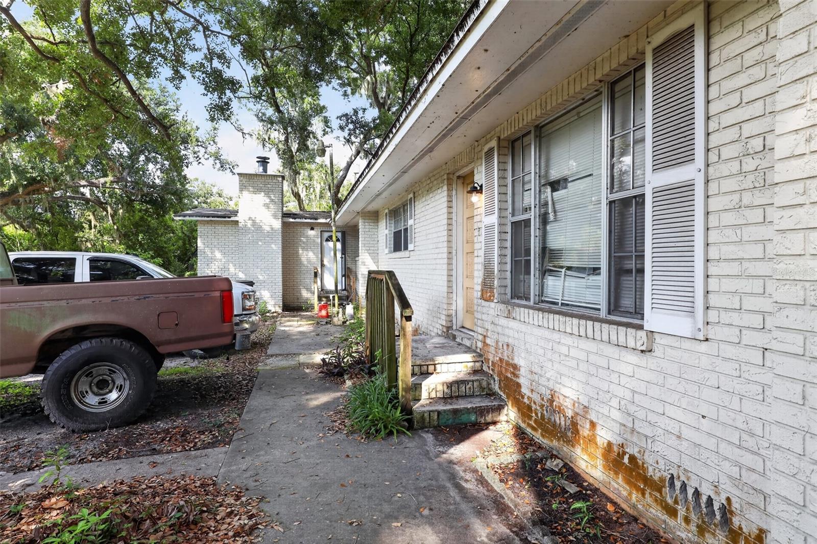 10109 MAIN ST — photo 32