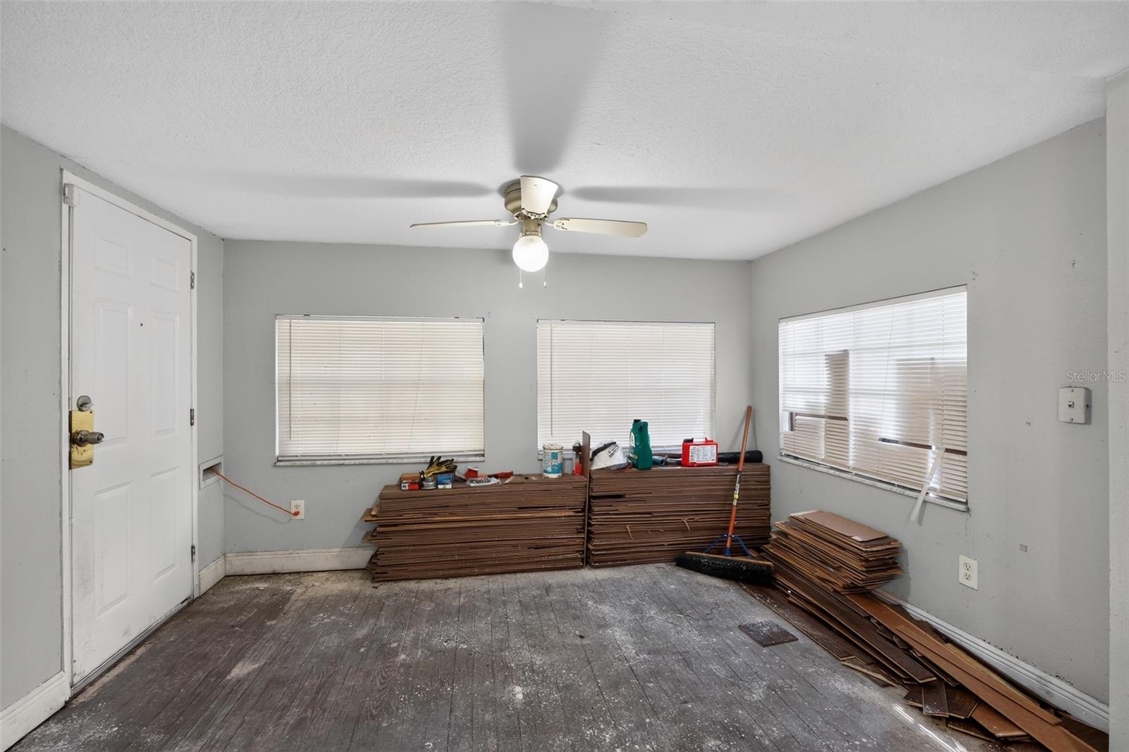 10109 MAIN ST — photo 12