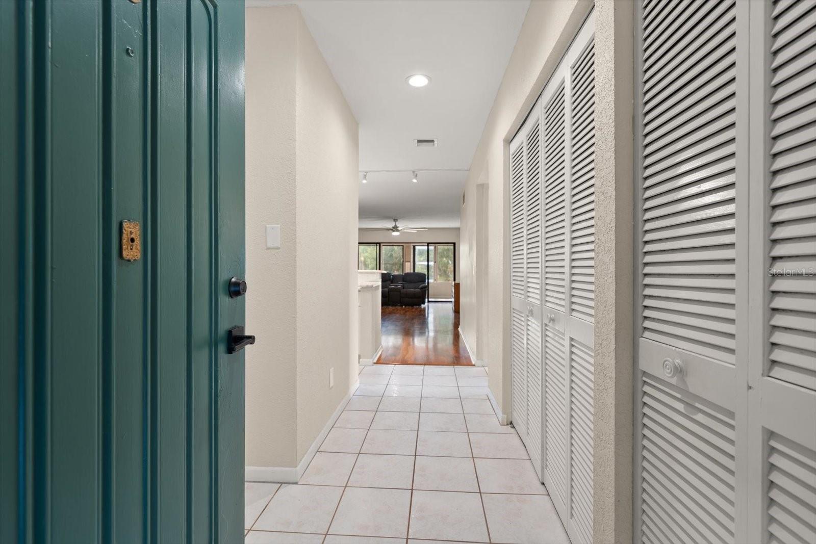 1750 BELLEAIR FOREST DR #B8 — photo 7