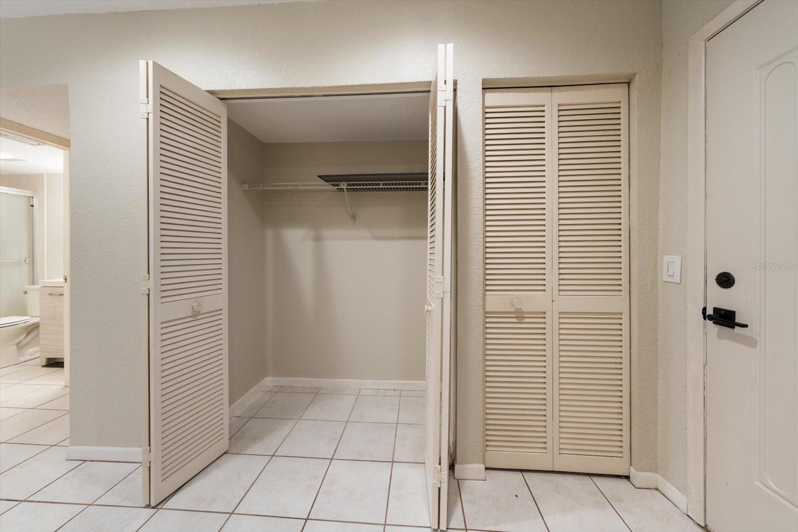 1750 BELLEAIR FOREST DR #B8 — photo 17