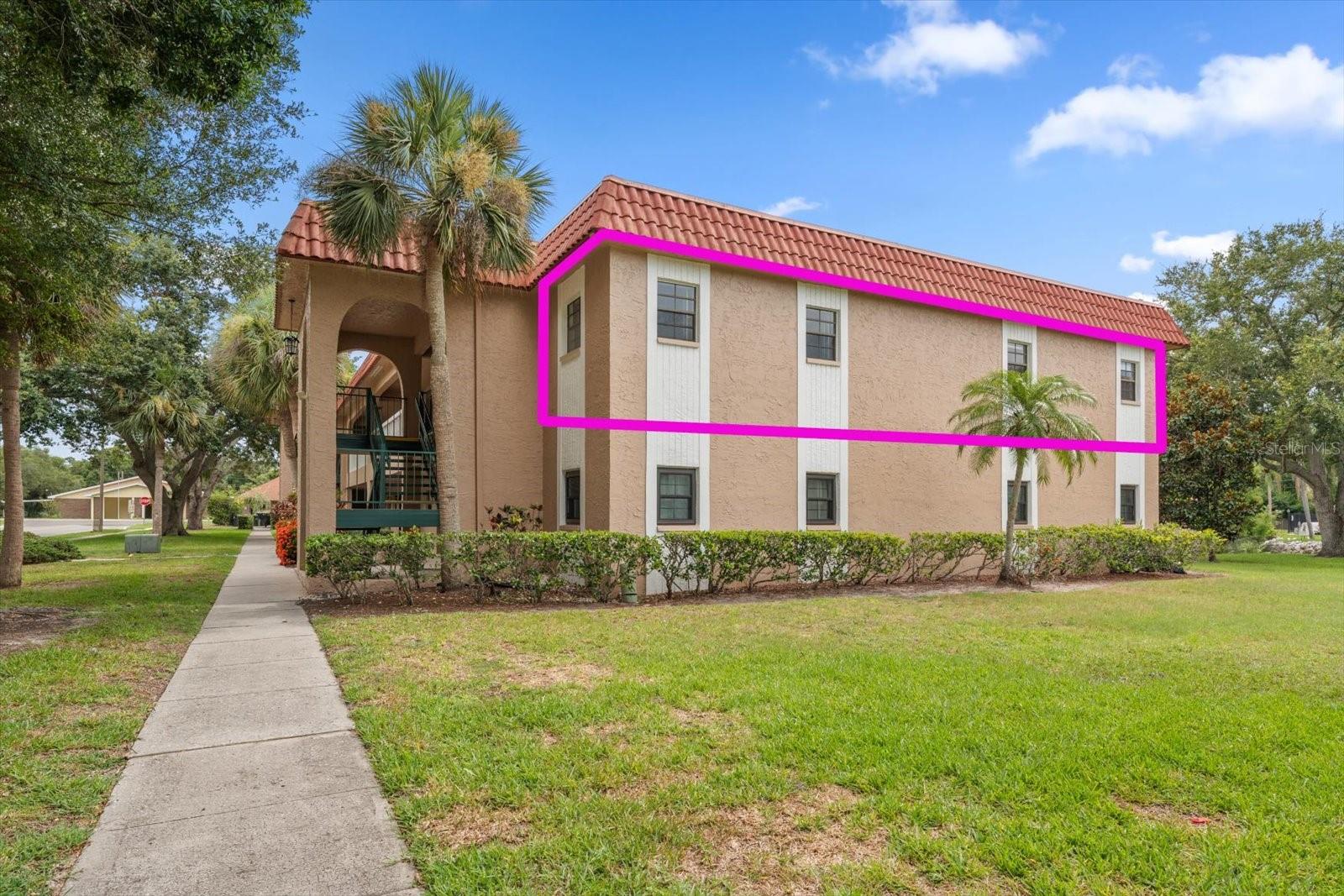 1750 BELLEAIR FOREST DR #B8 — photo 4