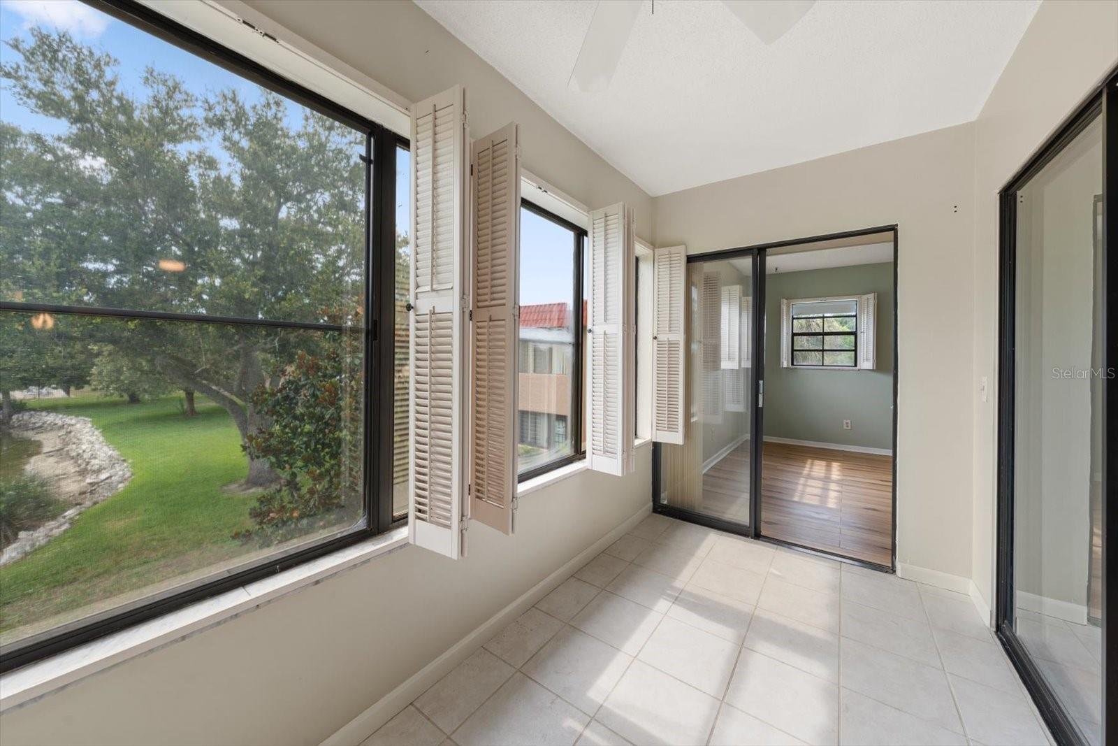 1750 BELLEAIR FOREST DR #B8 — photo 22