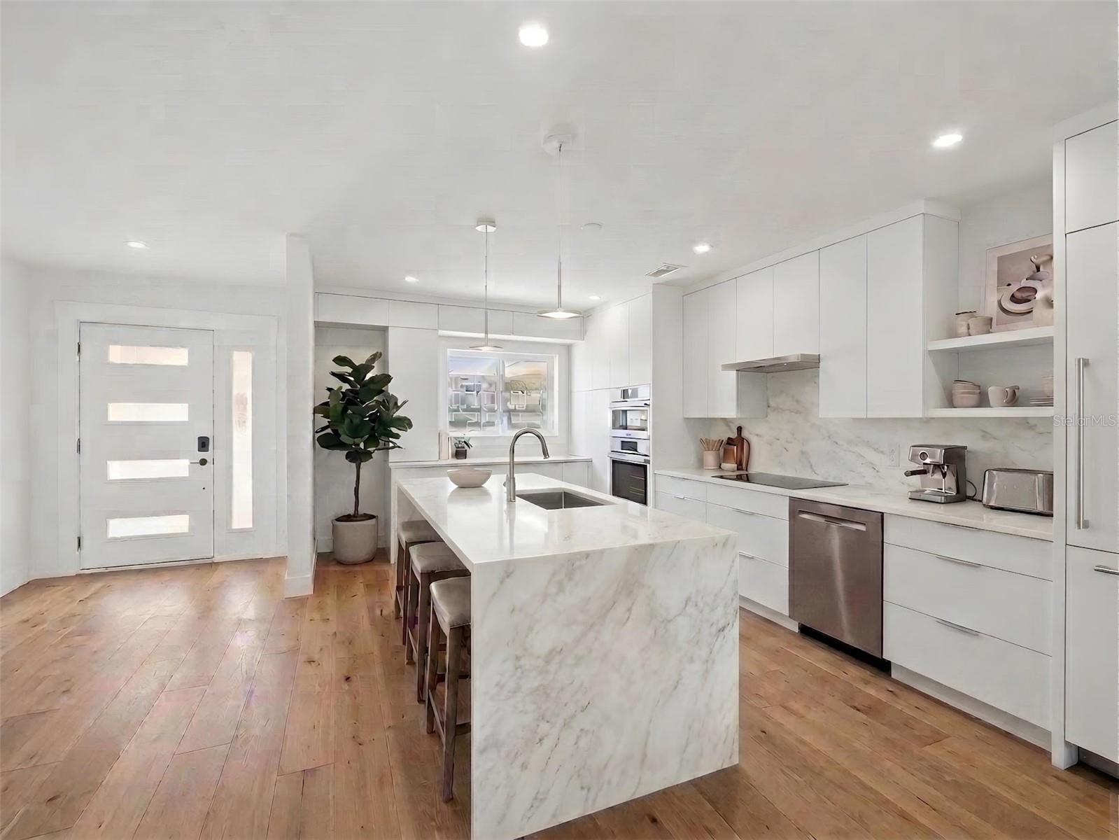 525 SLOOP LN — photo 10