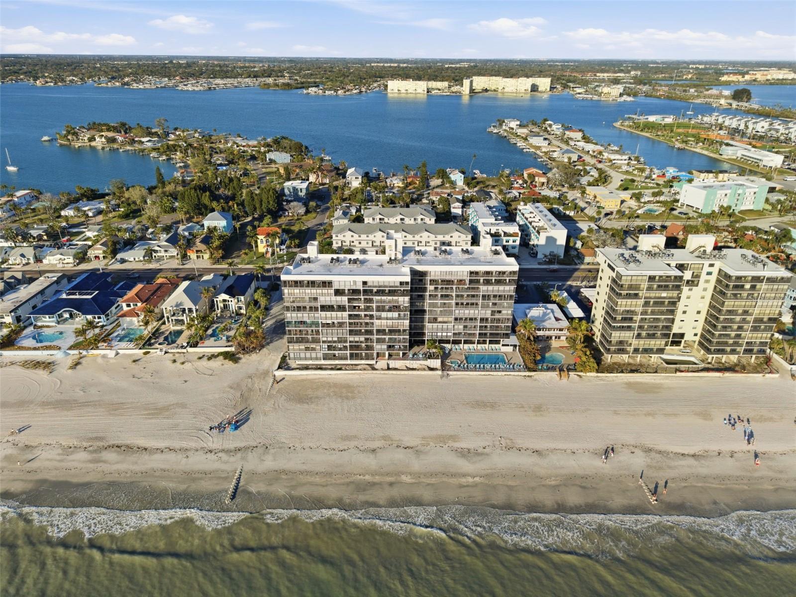 15462 GULF BLVD #406 — photo 43