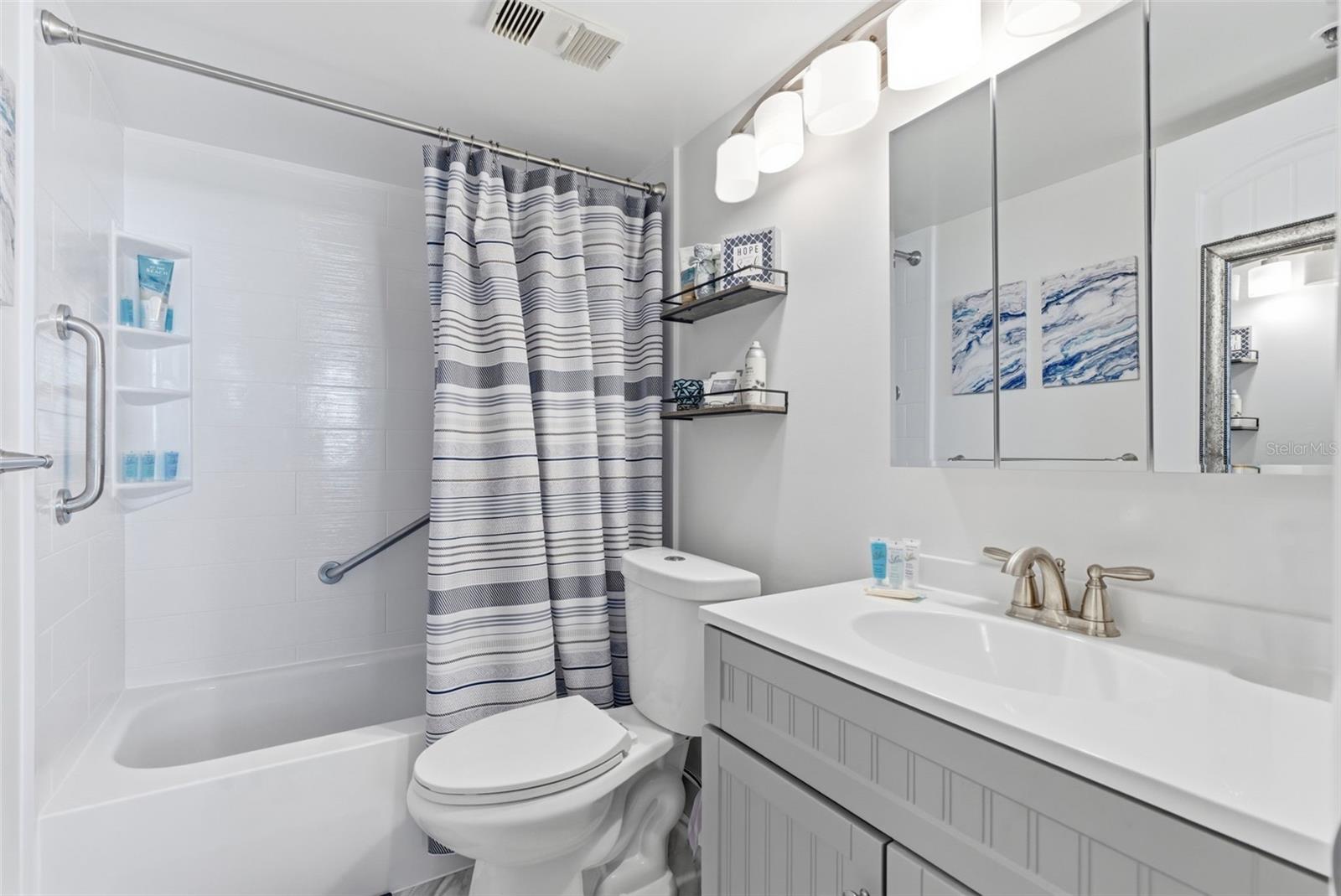 15462 GULF BLVD #406 — photo 30
