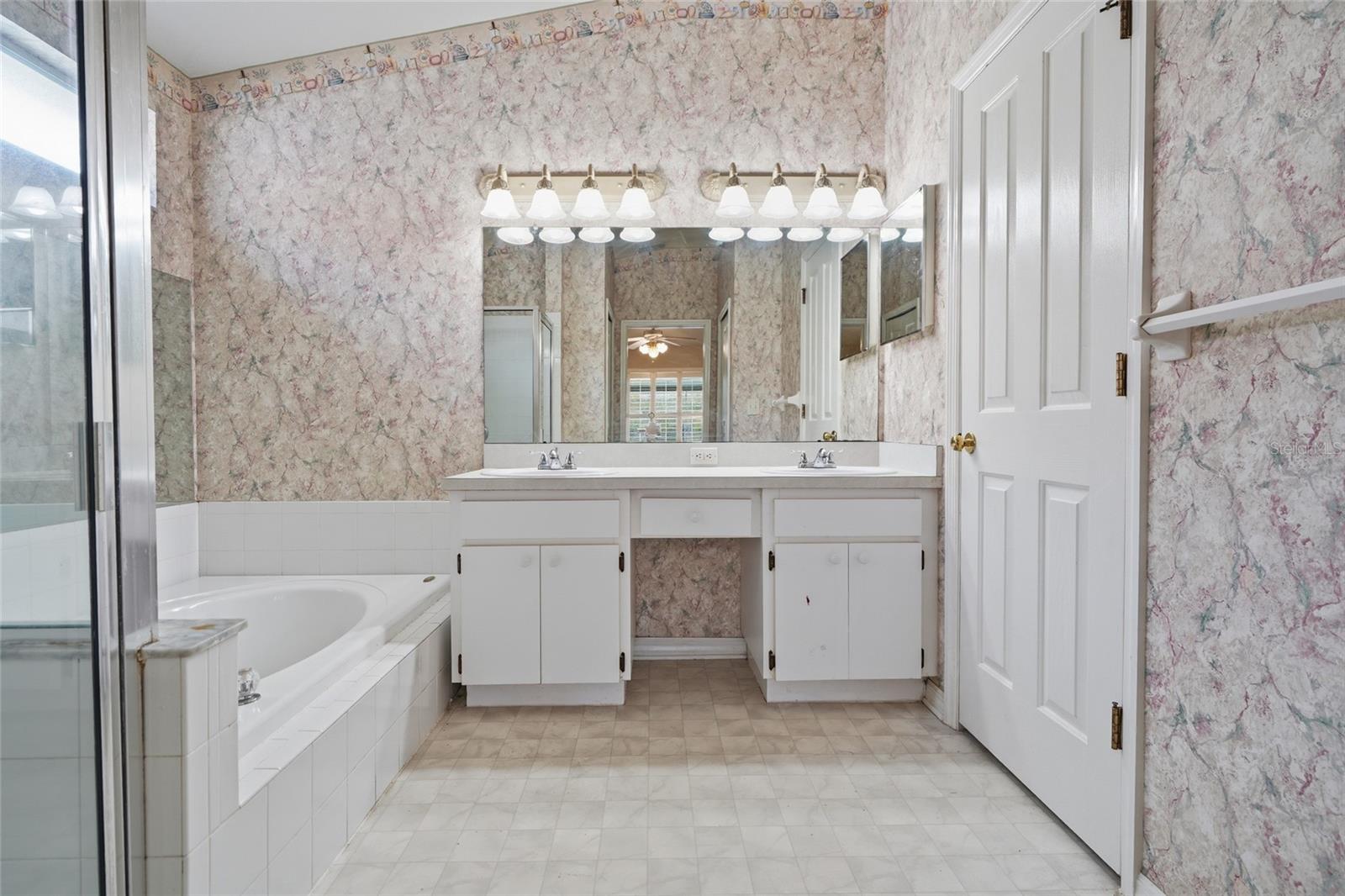 29417 CROSSLAND DR — photo 20