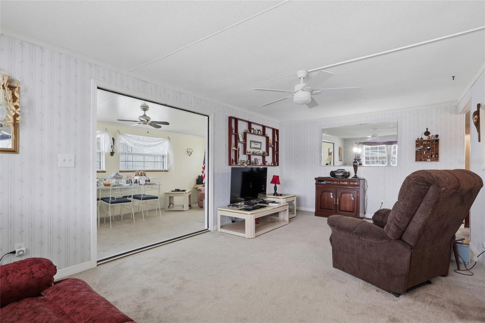 5417 AMANDA ST — photo 7