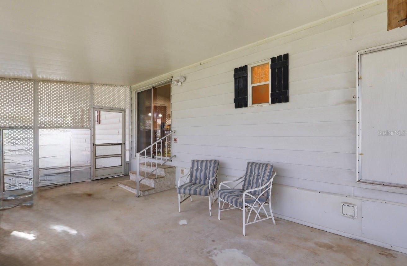 5417 AMANDA ST — photo 23