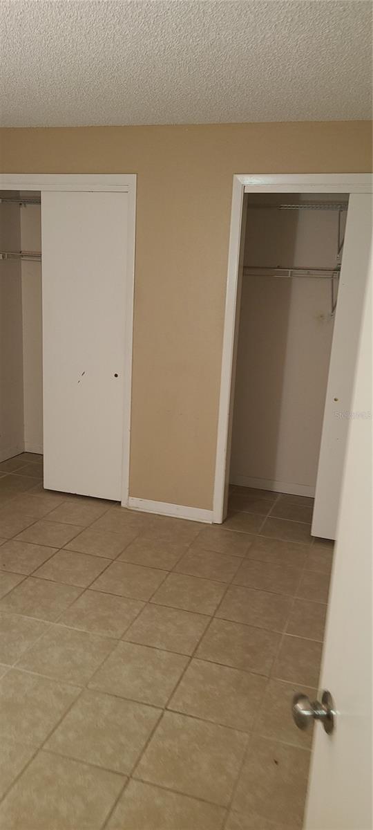 3813 N OAK DR #F12 — photo 7