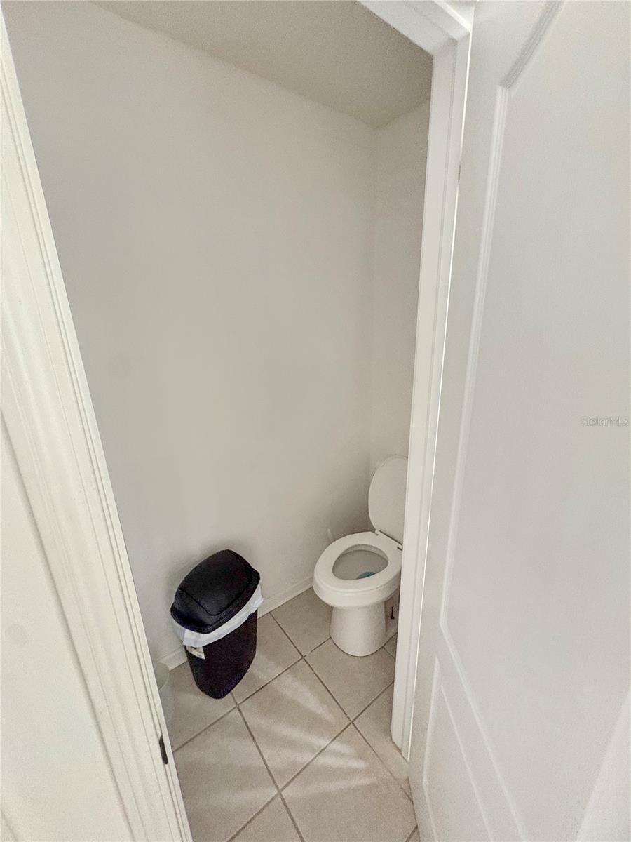 4924 CHATHAM GATE DR — photo 30