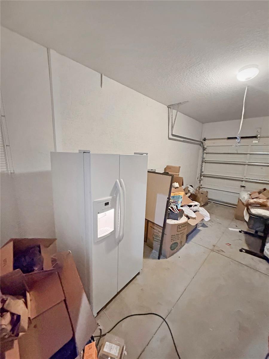 4924 CHATHAM GATE DR — photo 32