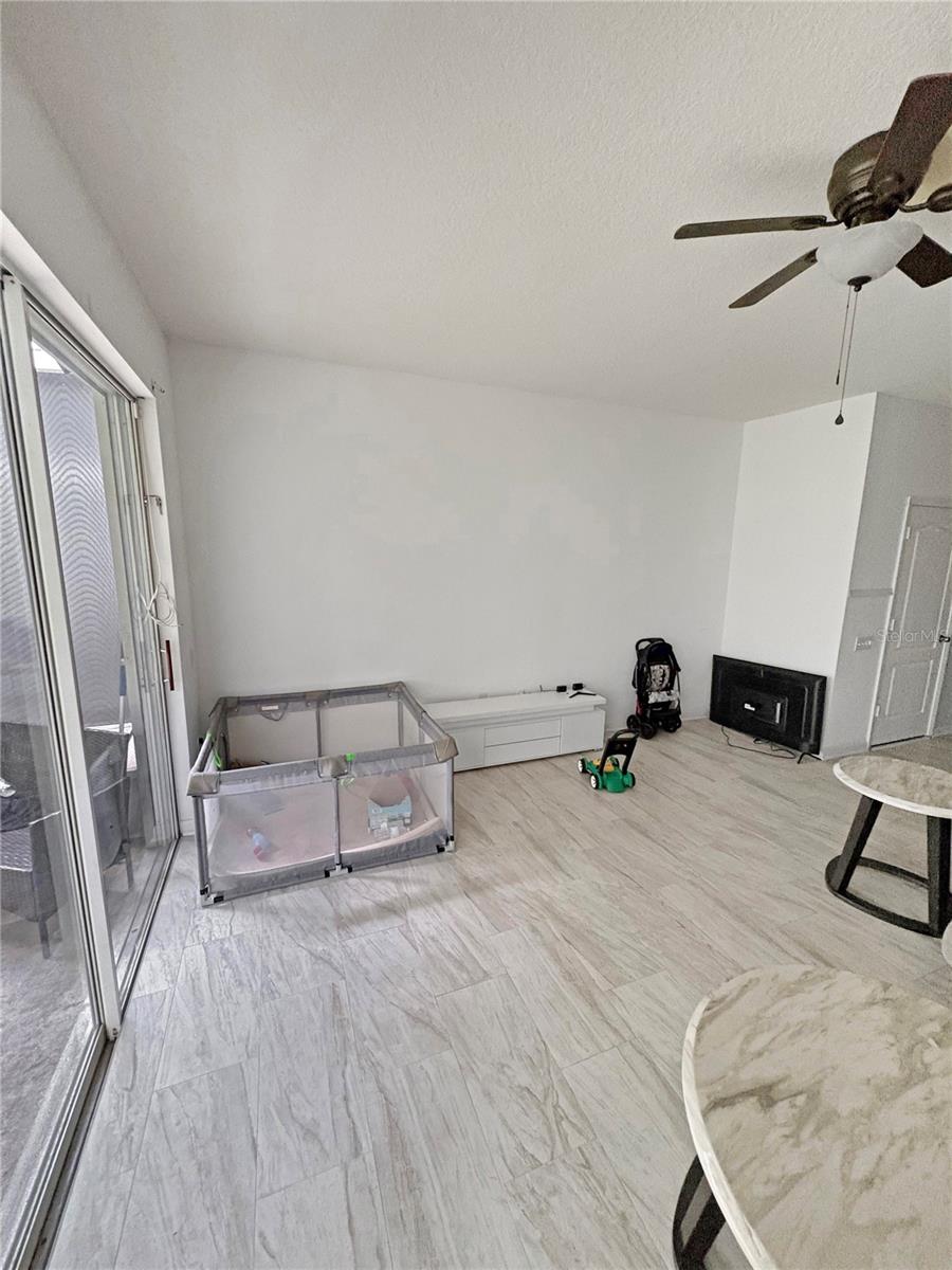 4924 CHATHAM GATE DR — photo 8