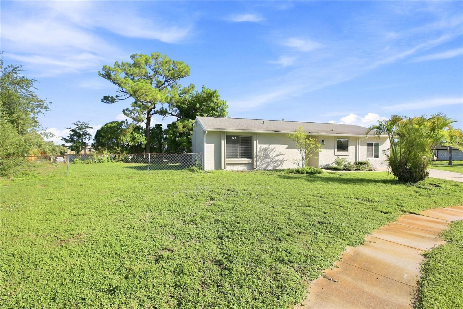5799 FRAN CT — photo 7