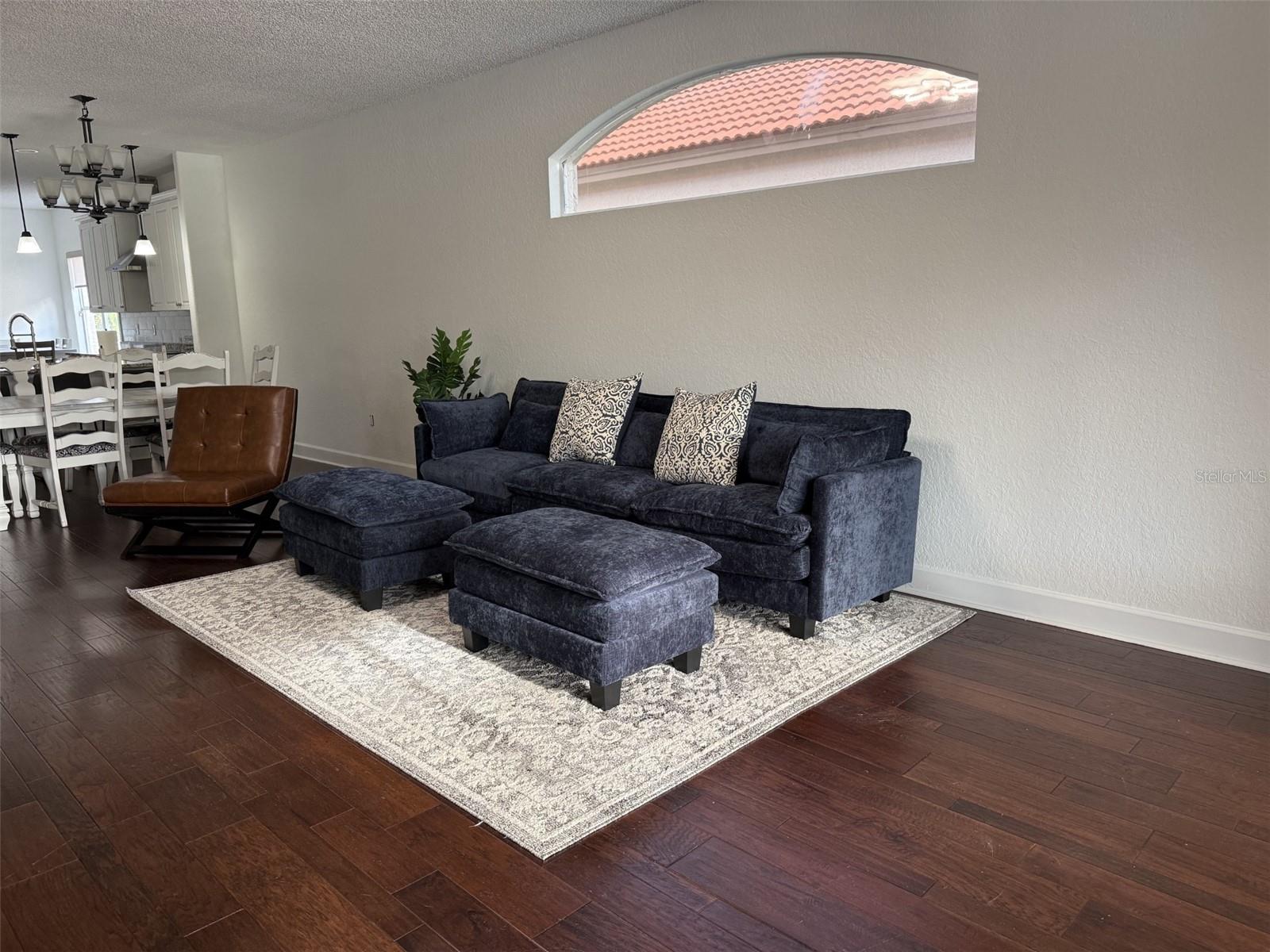 1338 DARTFORD DR — photo 32