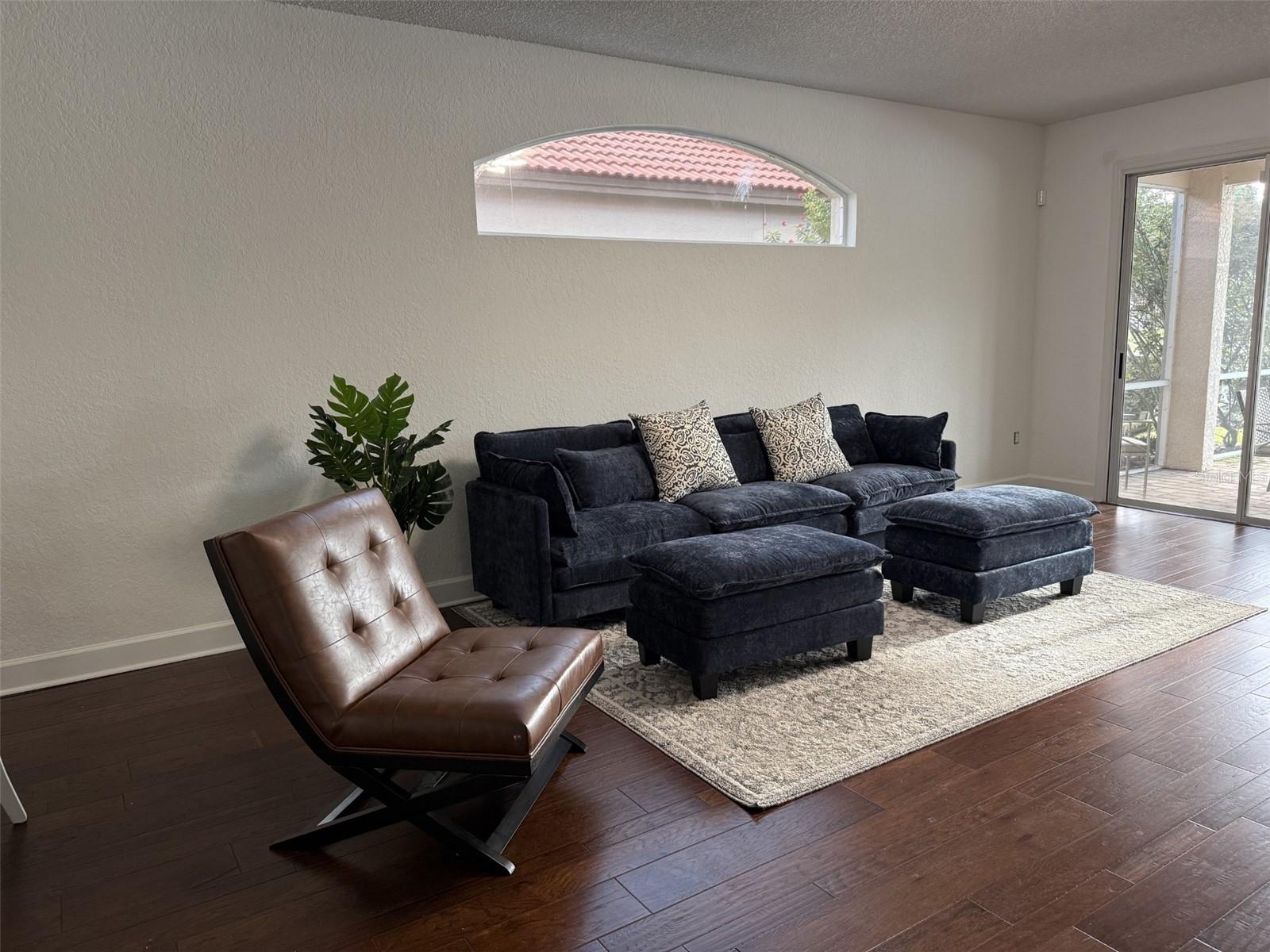 1338 DARTFORD DR — photo 34
