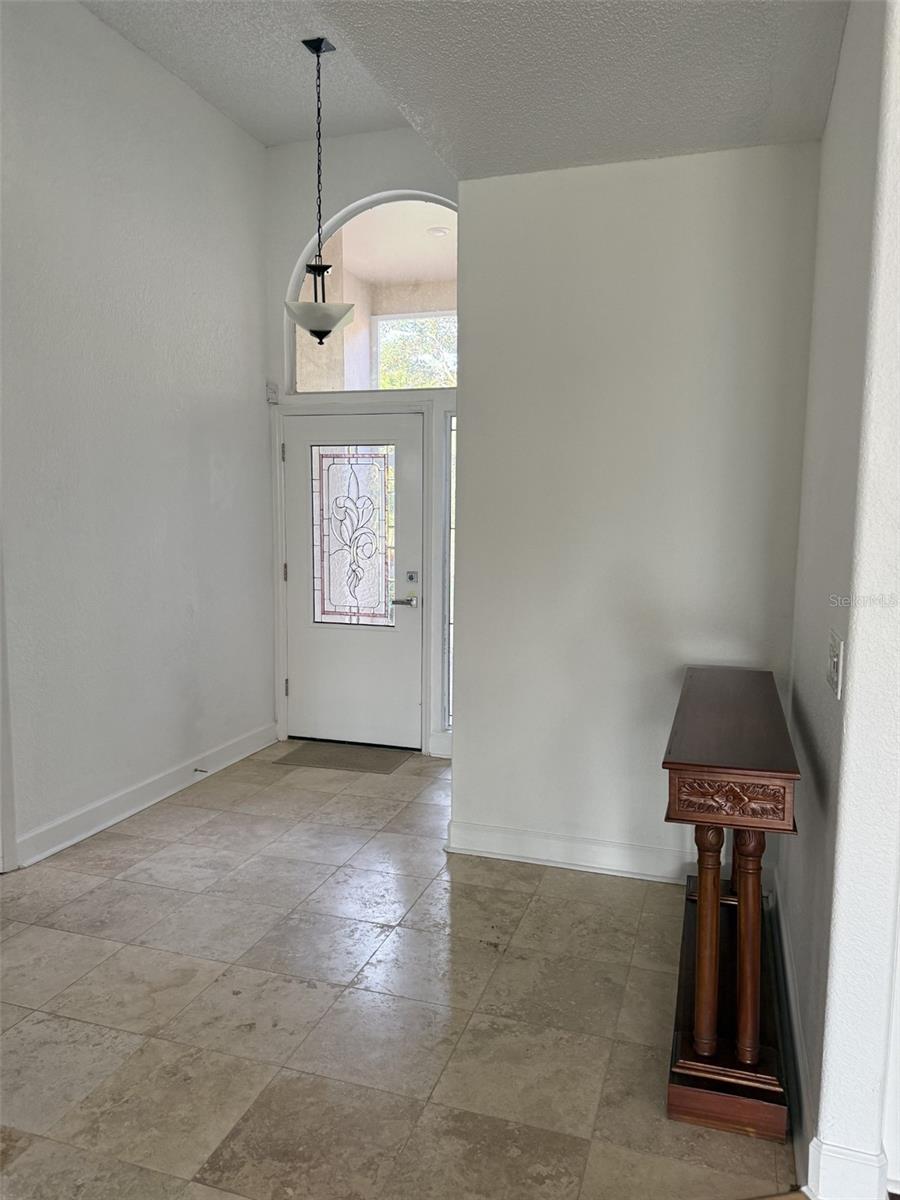 1338 DARTFORD DR — photo 17