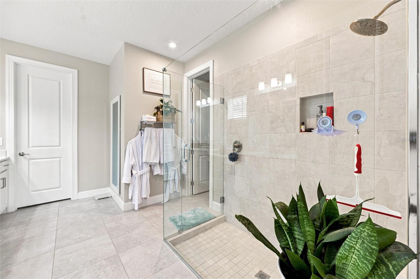 11115 DEVONBRIDGE DR — photo 36
