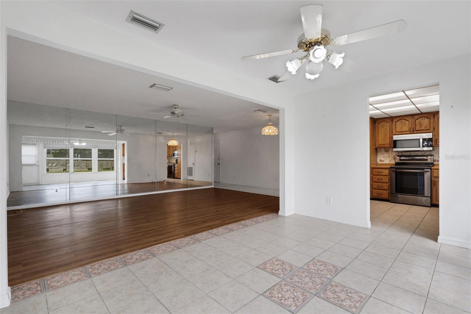 114 FERNWOOD CIR #114 — photo 15