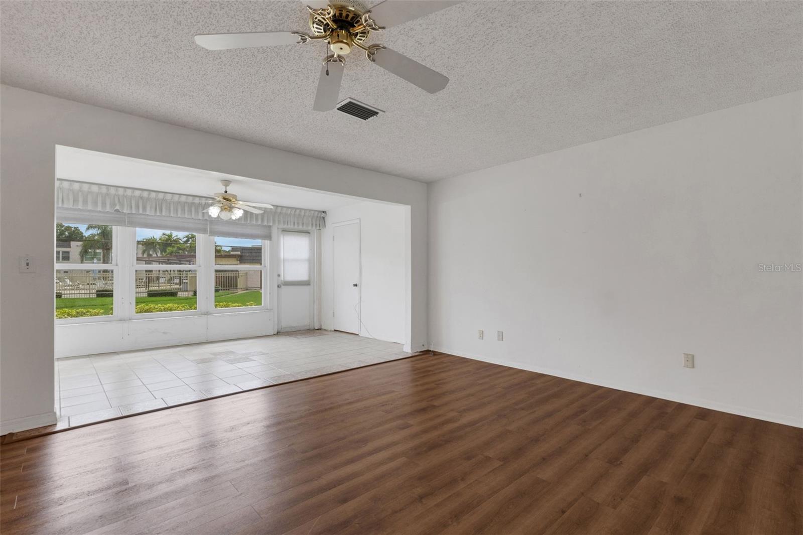 114 FERNWOOD CIR #114 — photo 12