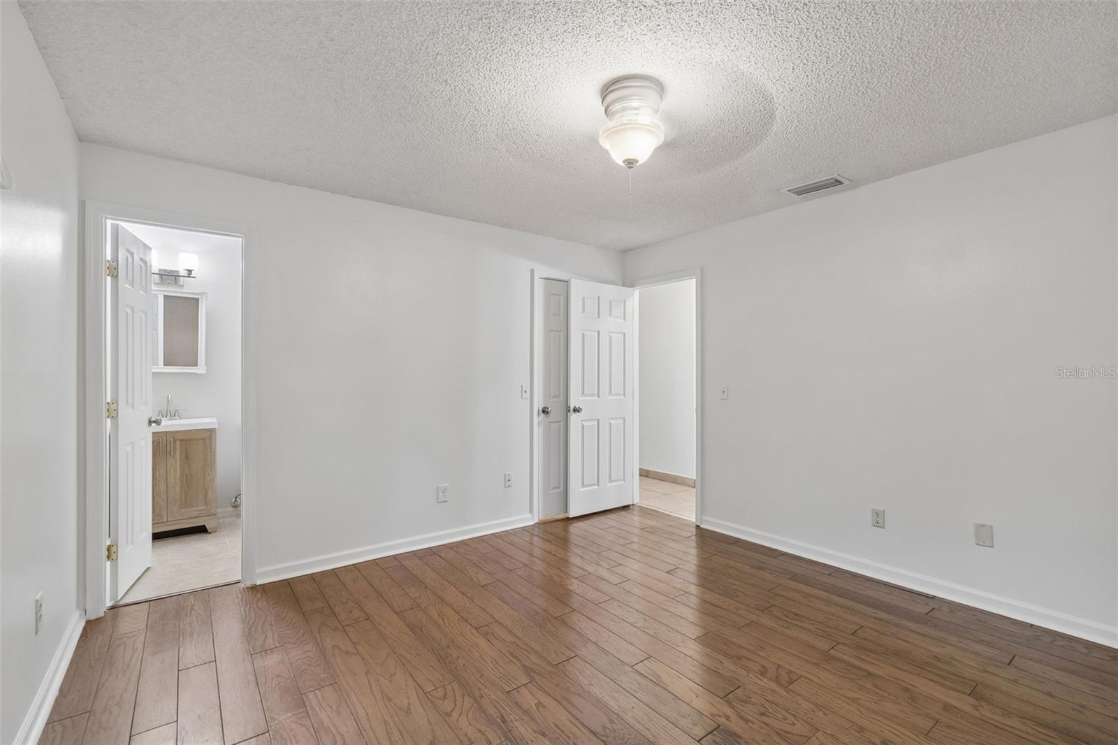 6214 15TH AVE S — photo 26
