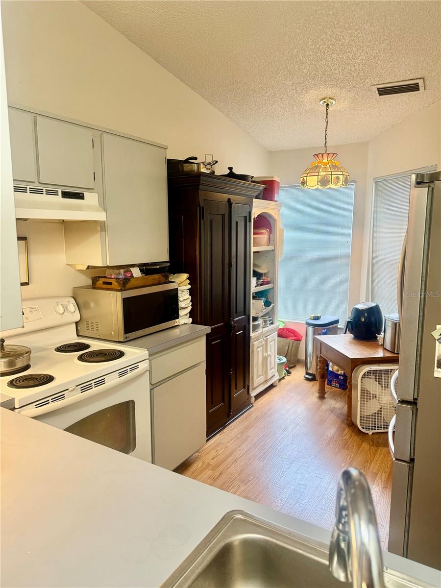 3121 BEECHER DR E #D — photo 7