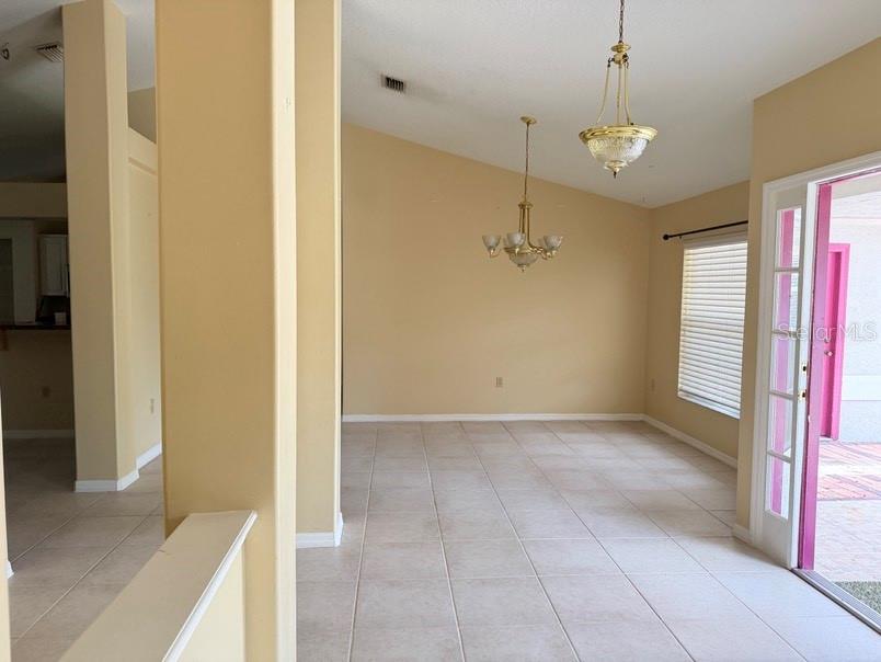12721 N OLA AVE — photo 4