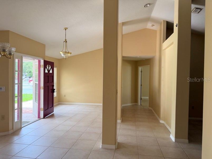 12721 N OLA AVE — photo 5