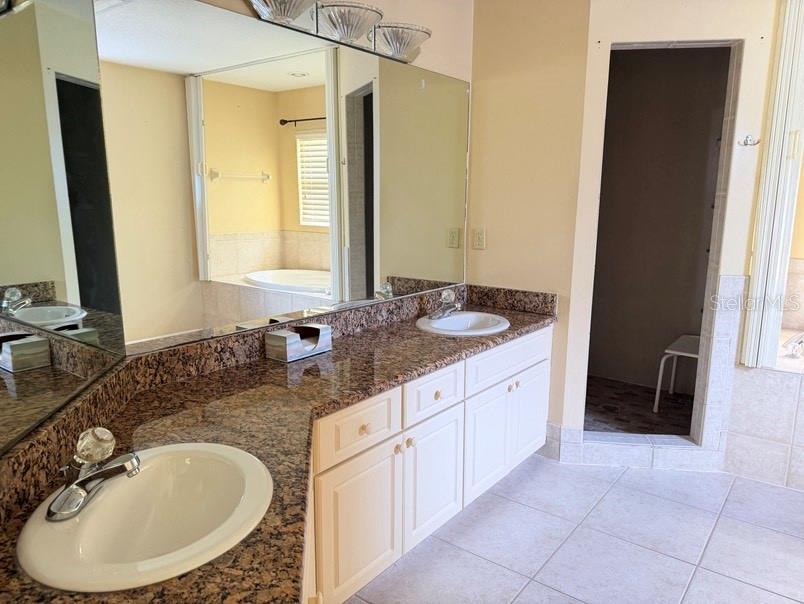 12721 N OLA AVE — photo 12