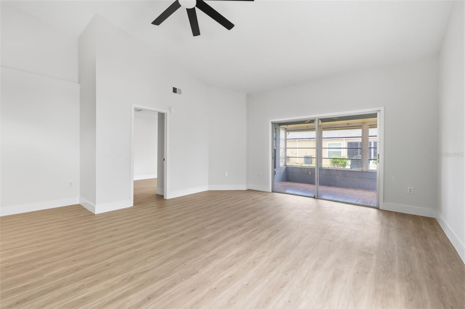 7705 BALHARBOUR DR — photo 12
