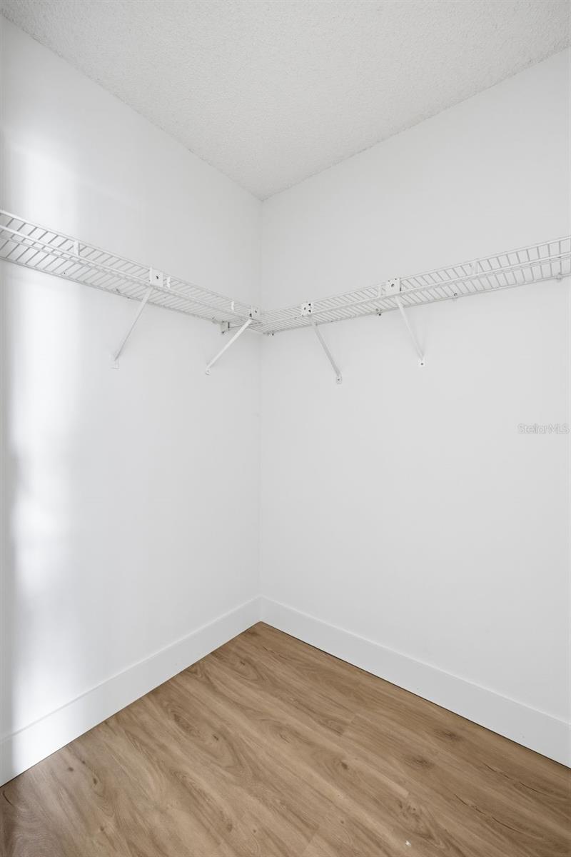 7705 BALHARBOUR DR — photo 18