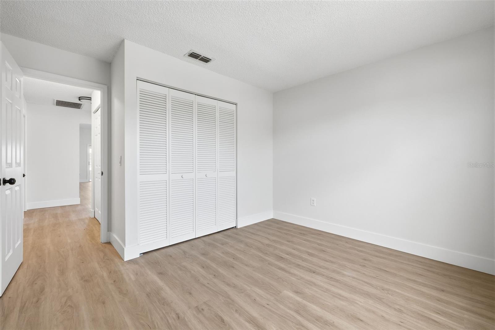 7705 BALHARBOUR DR — photo 11