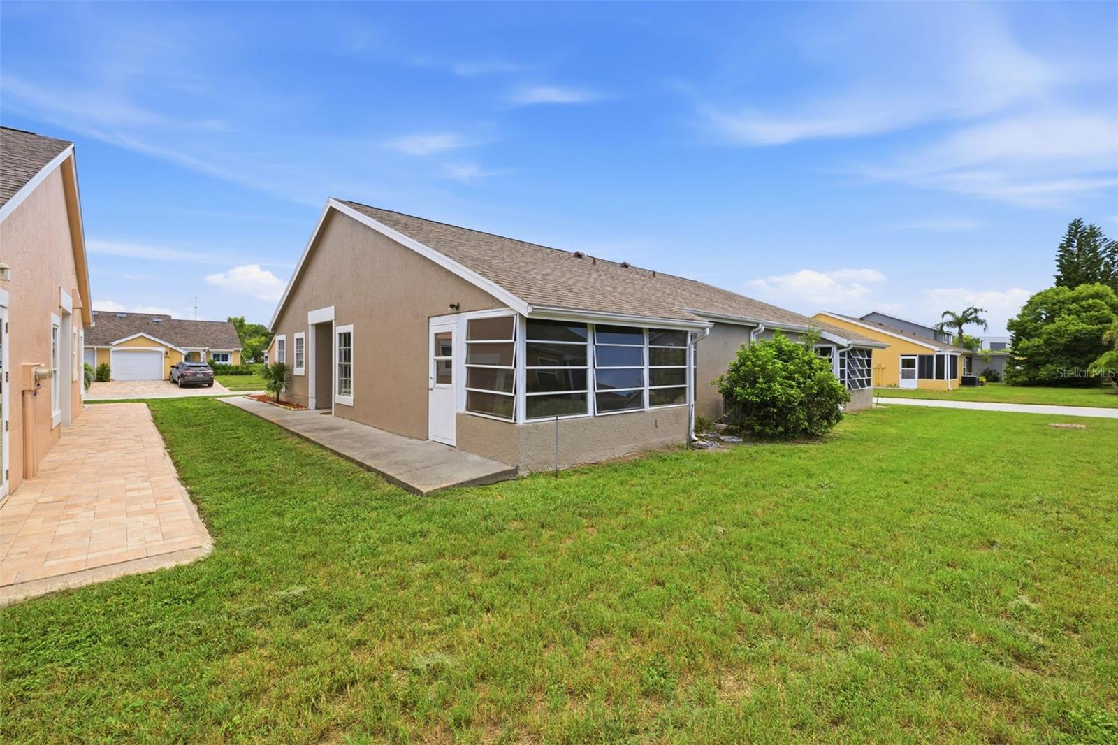 7705 BALHARBOUR DR — photo 23