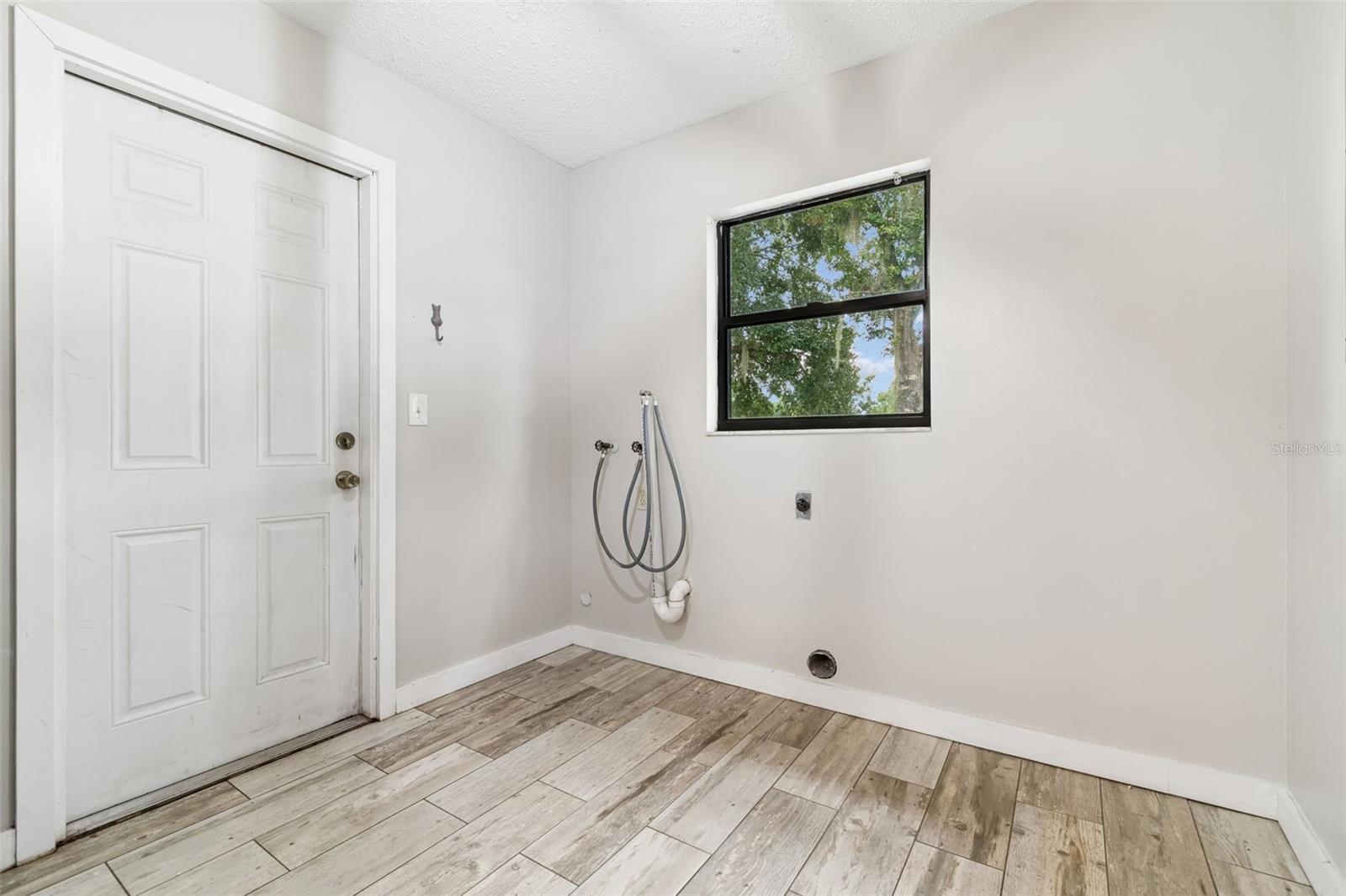 336 CORBETT RD — photo 11